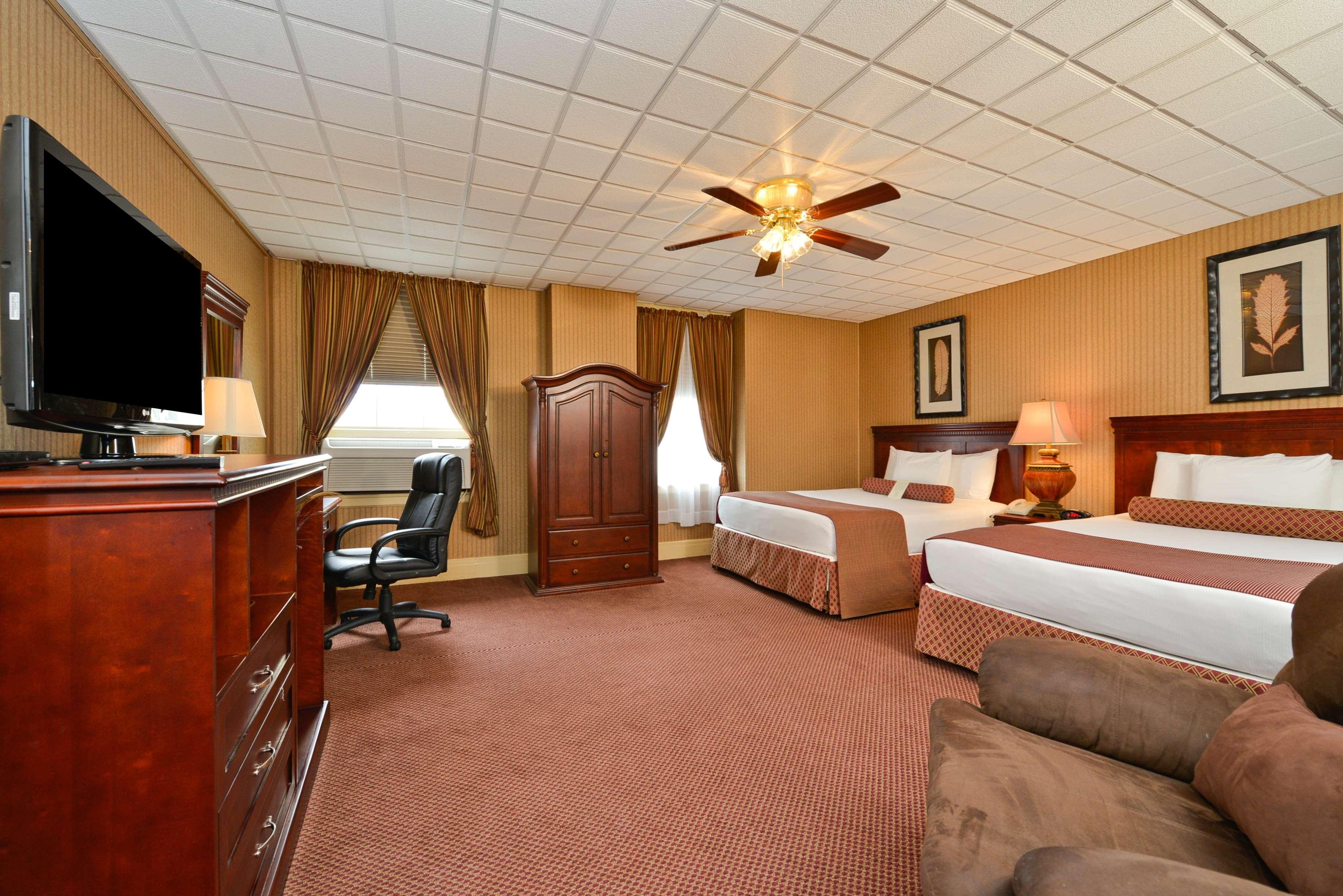 Genetti Hotel Surestay Collection By Best Western Williamsport Exterior photo